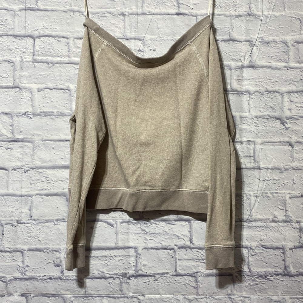 Universal Studios Hello Kitty Sweatshirt - image 5